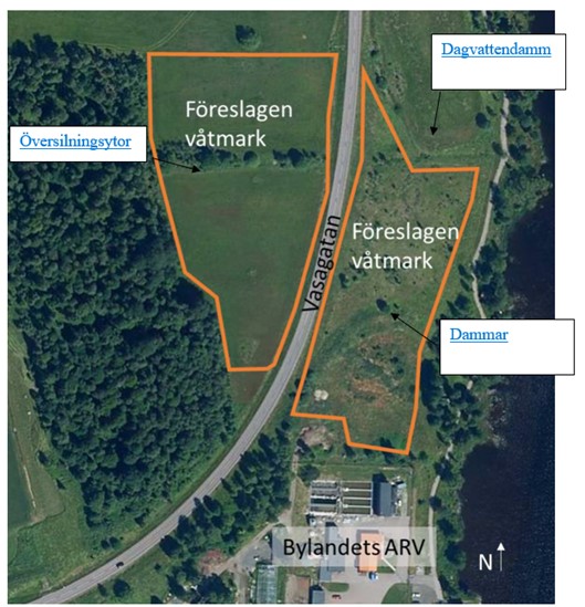 Bilden visar en karta med utmarkerade områden på varsin sida om en väg och texten Föreslagen våtmark.
